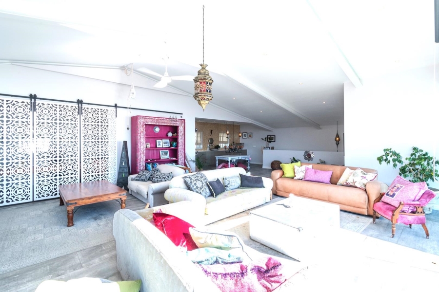 3 Bedroom Property for Sale in Fresnaye Western Cape